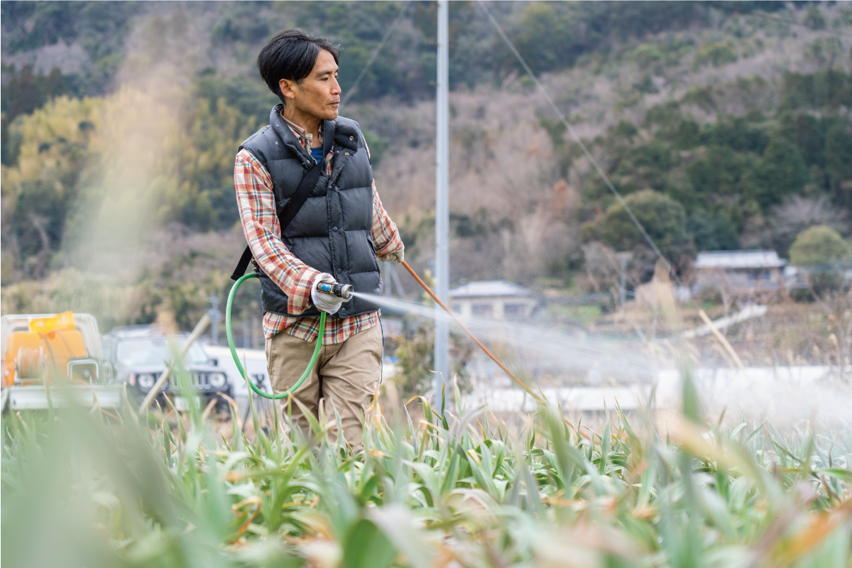 オイスターニンニク農家の田崎さん